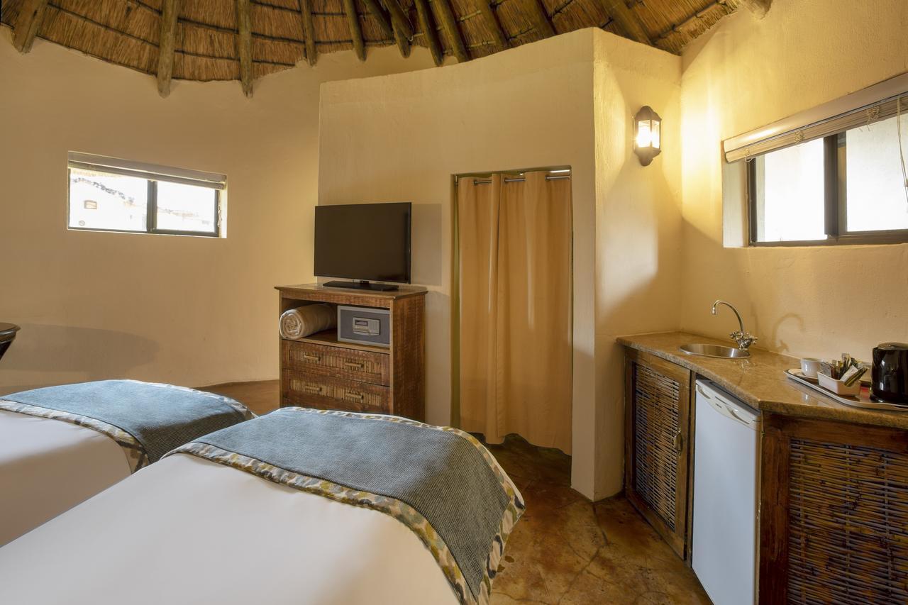 Bush Bungalows At Sun City Resort 勒斯滕堡 外观 照片